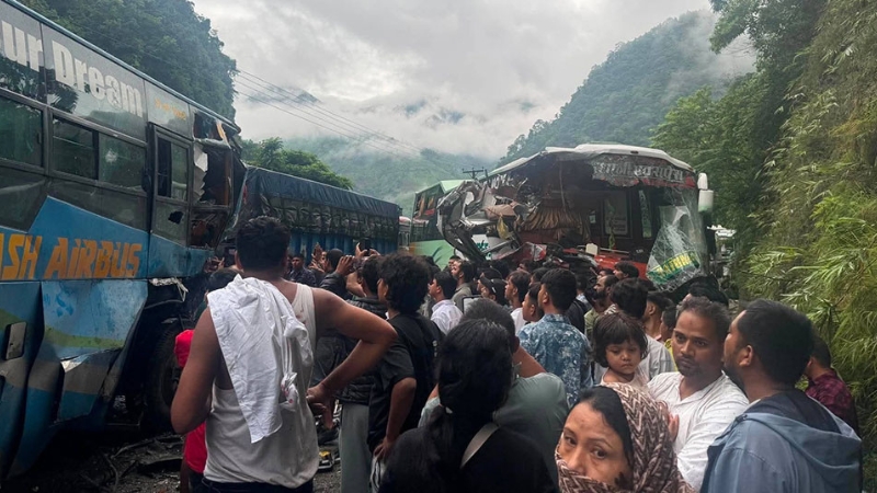 चितवन दुर्घटना: घाइतेको संख्या बढेर ३३ पुग्यो