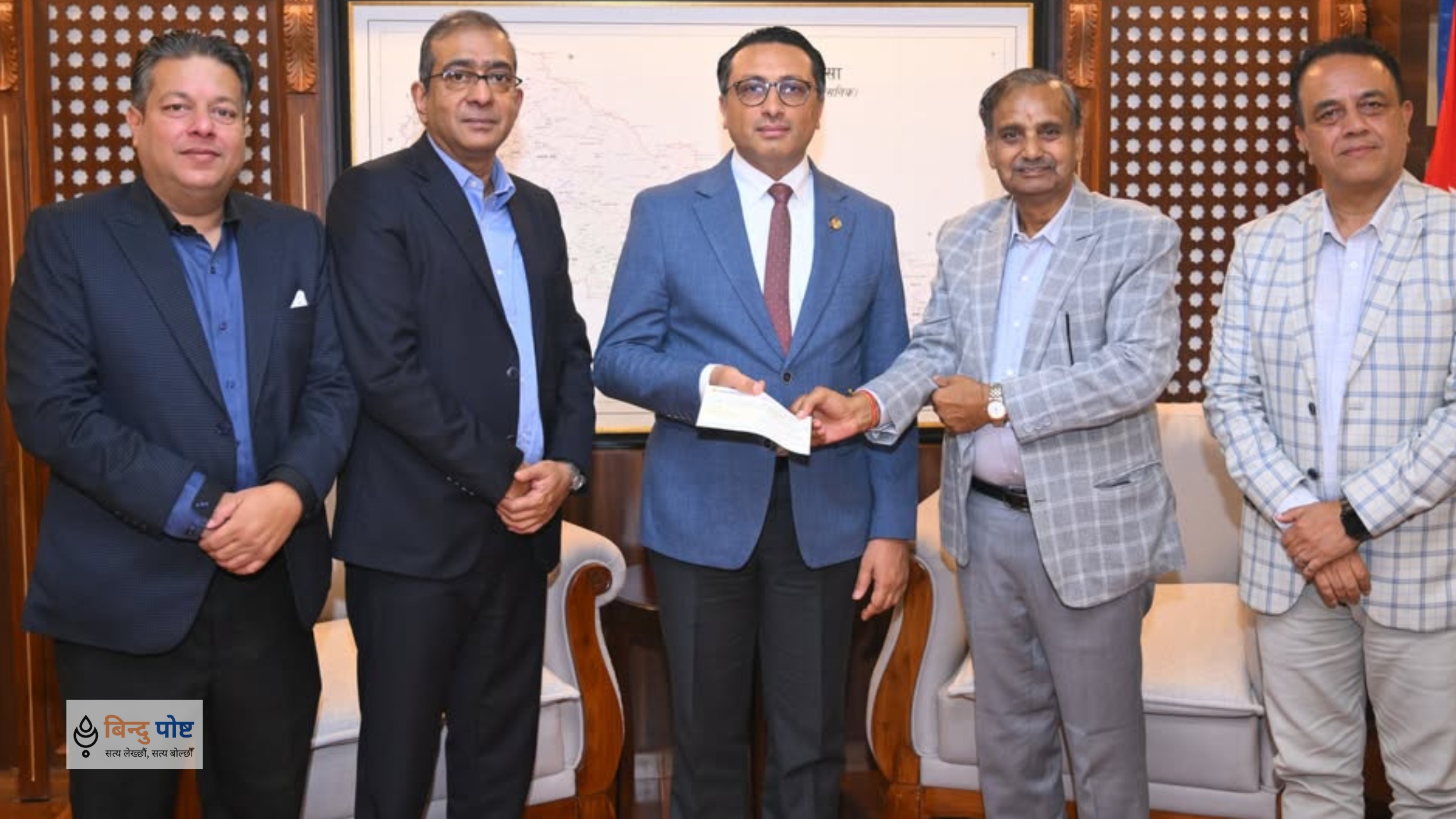 मारुती सिमेन्ट्सद्वारा प्रधानमन्त्री राहत कोषमा १ करोड ११ लाख रुपैयाँ सहयोग