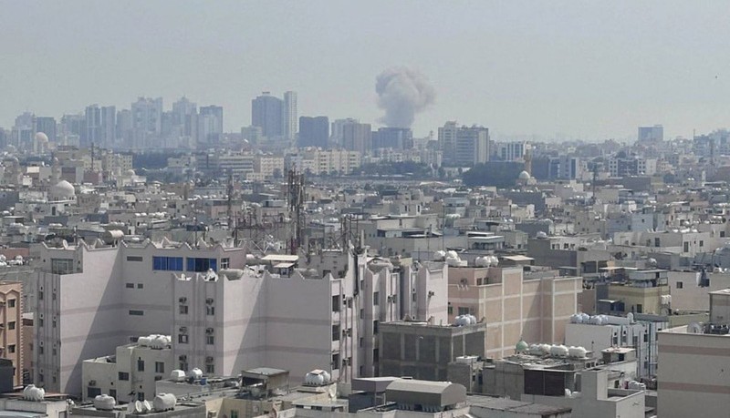 बहराइन, युएई र कतारस्थित अमेरिकी सैन्य बेसमा इरानको मिसाइल आक्रमण