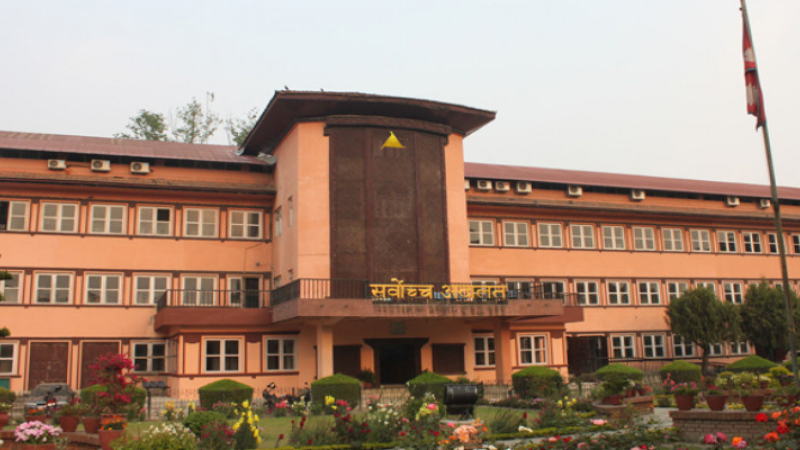सांसदलाई स्वकीय राख्न दिने निर्णयविरूद्धको रिटमा सर्वोच्चद्वारा अन्तरिम आदेश दिन अस्वीकार