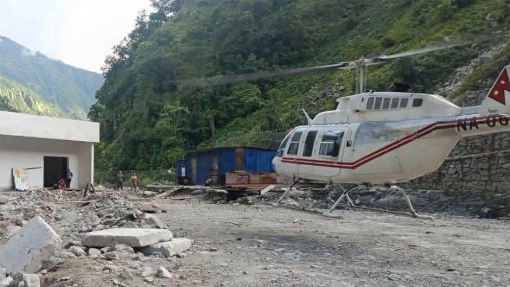 जलविद्युत् आयोजनामा फसेका कर्मचारी र मजदुरको उद्धारमा तिब्रता