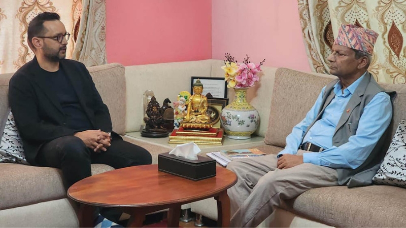 मूल मर्म र प्रस्तावनालाई अपरिवर्तित राख्दै संबिधान संशोधन गर्न मन्त्रिपरिषद्का पूर्वअध्यक्ष खिलराज रेग्मीको सुझाव