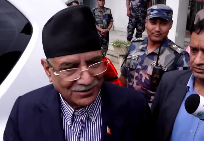 गृहमन्त्रीको राजीनामा बारे प्रचण्डको टिप्पणी- 'उहाँले दिनुभयो, राम्रो गर्नुभयो'